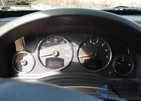 2010 Jeep Liberty Sport from USA, damaged, VIN 1J4PN2GK9AW137031